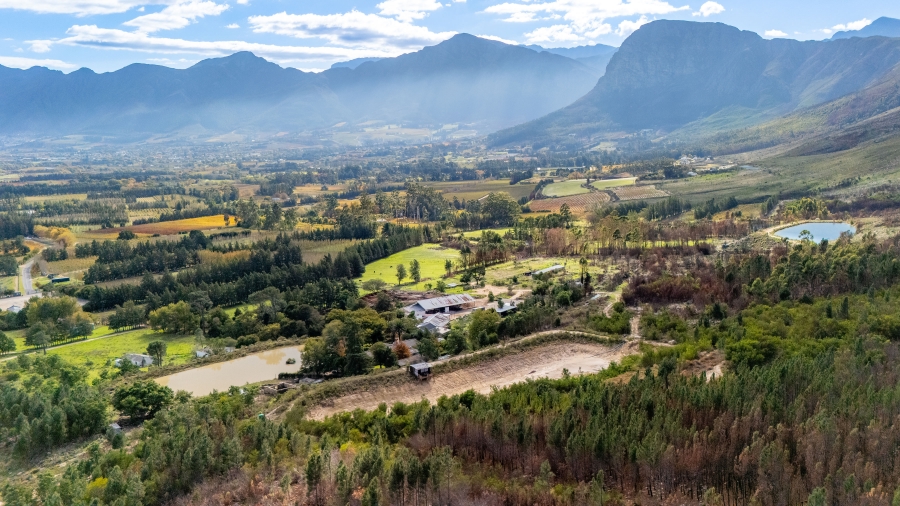 7 Bedroom Property for Sale in Franschhoek Western Cape